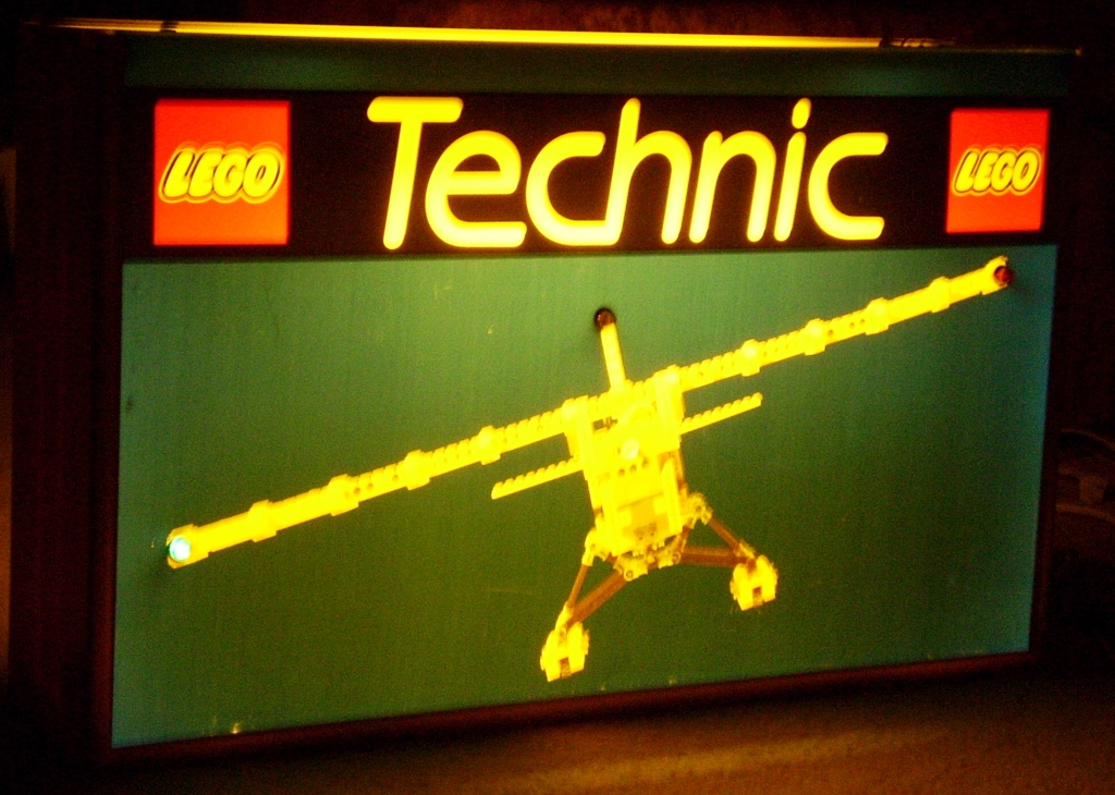 technic_sign_3_low_res.jpg