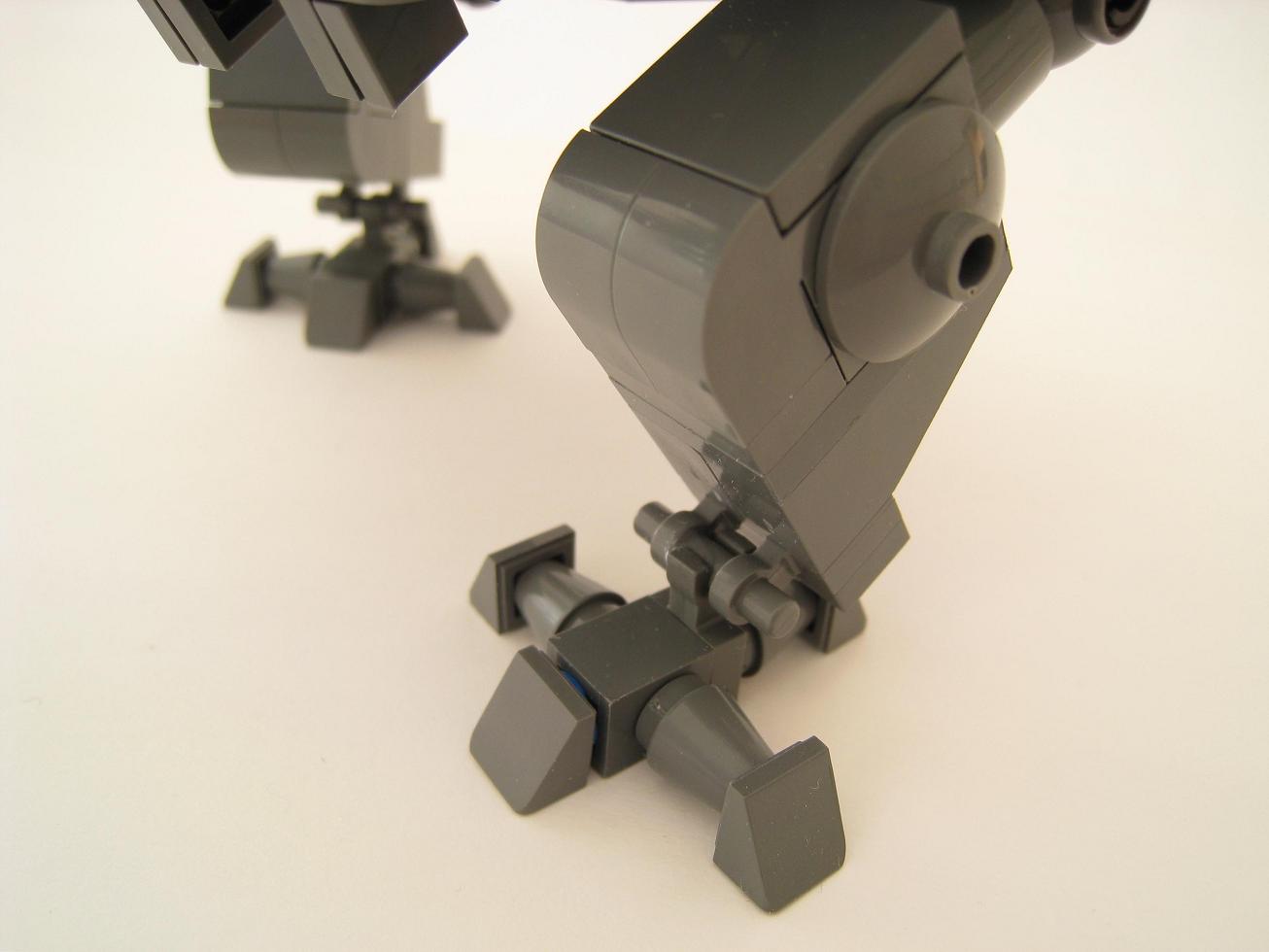 biped_c-700_bruteforce_l.jpg