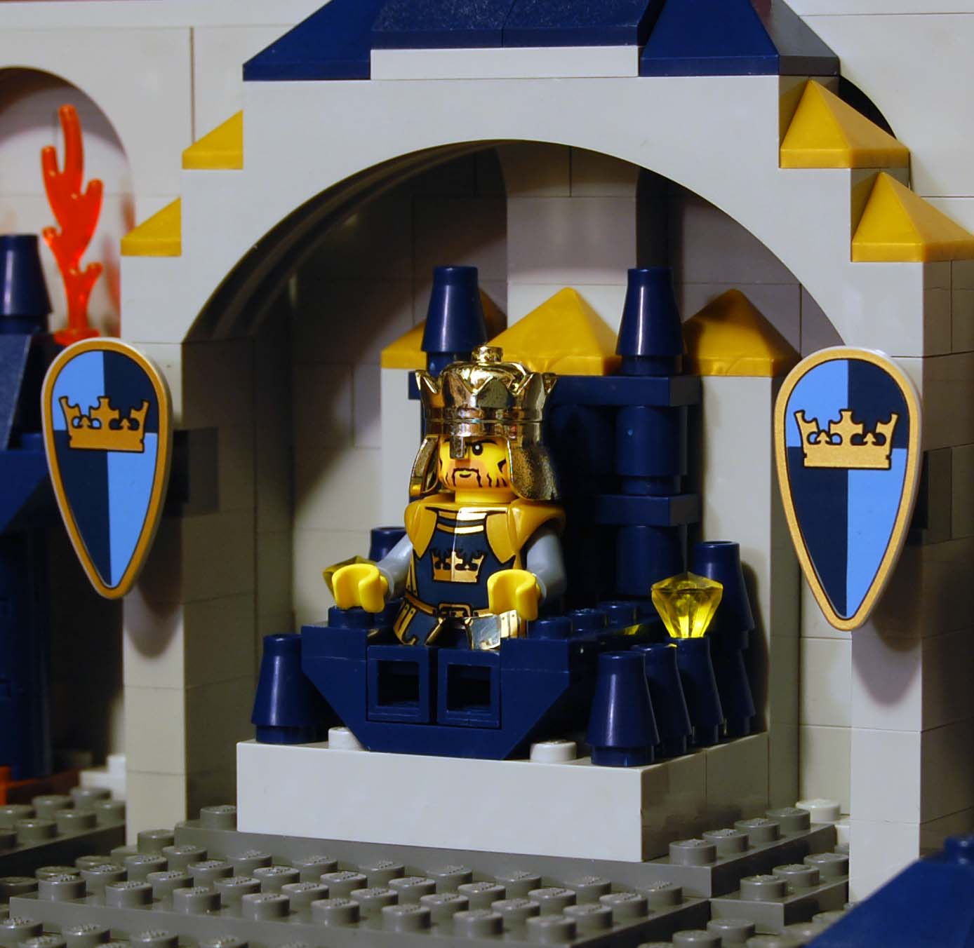 6thronedetail.jpg