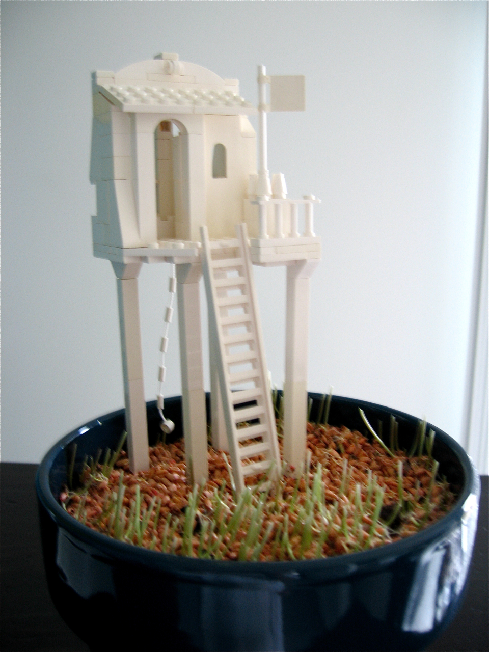 the_bob_blog_lego_grass_planter_2.jpg