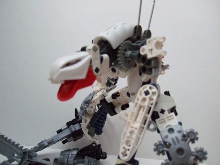 2007_0521lego10080.jpg