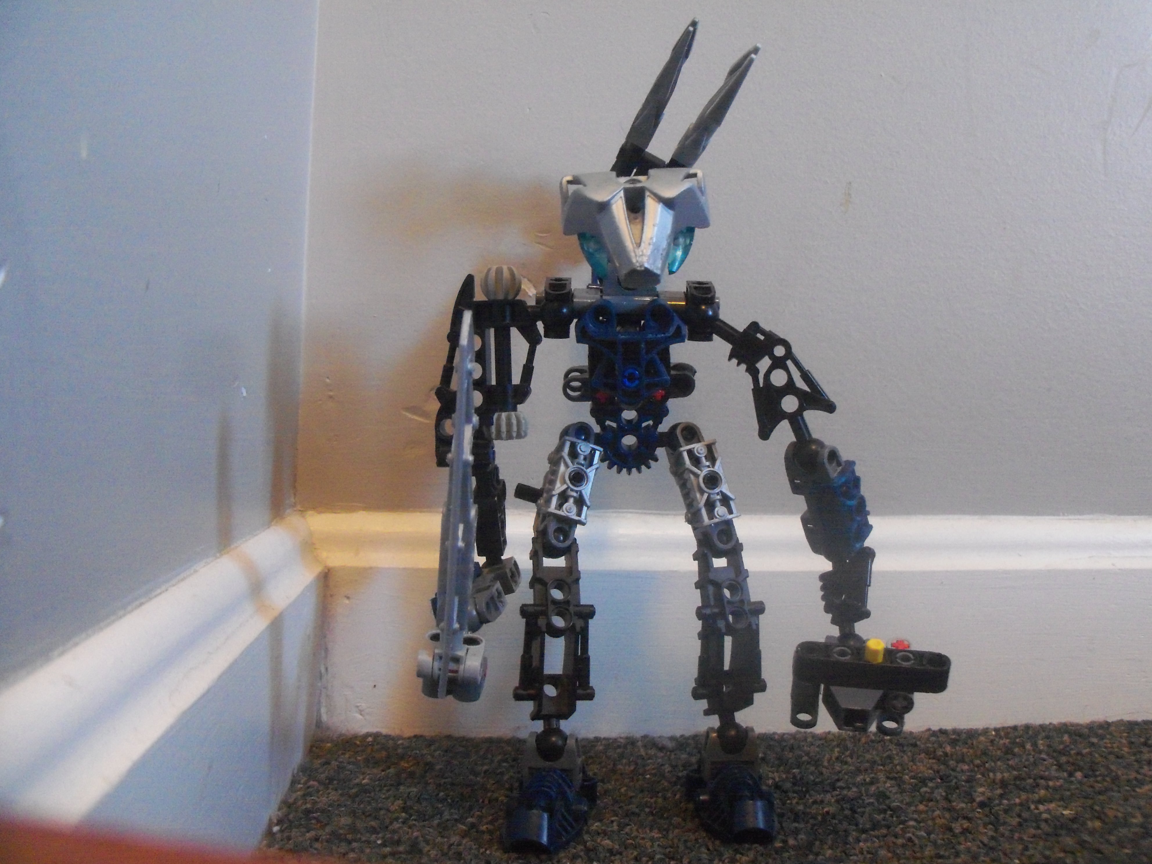 1amphibiouswarriorfront.jpg