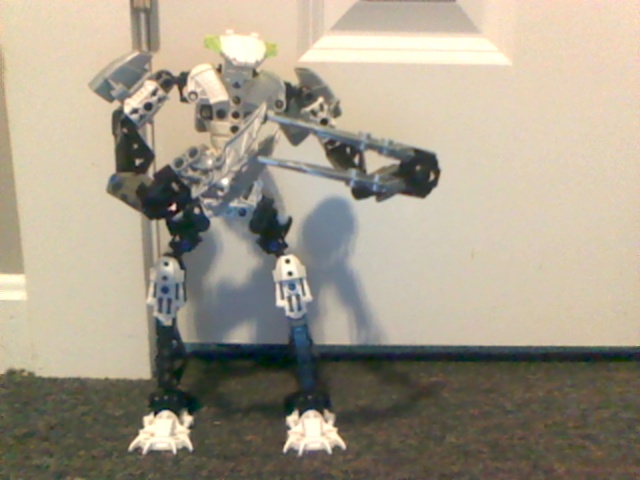 4blackwhitedarkhunterpose.jpg