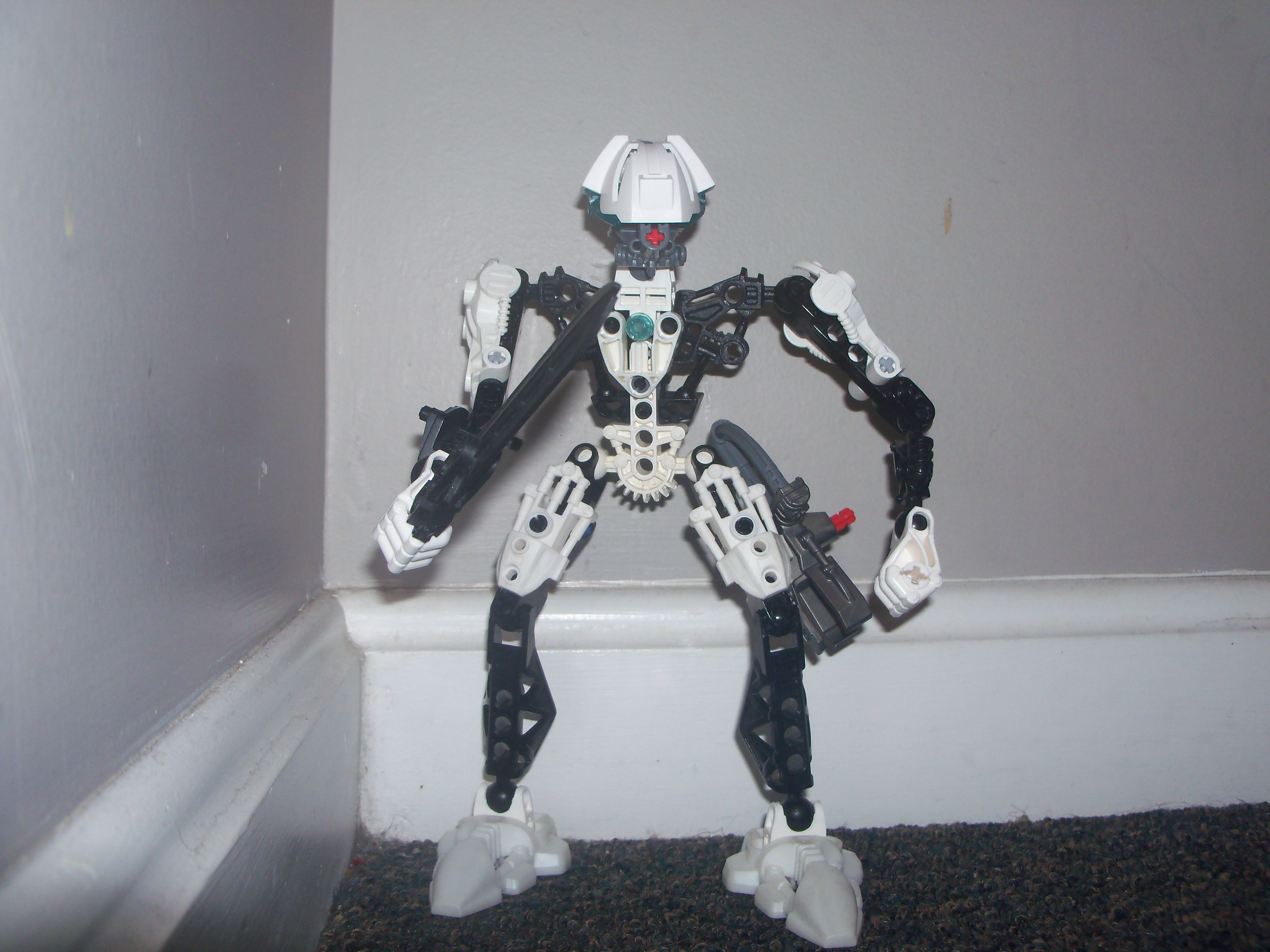 4darkhunterboramfiswordpose.jpg