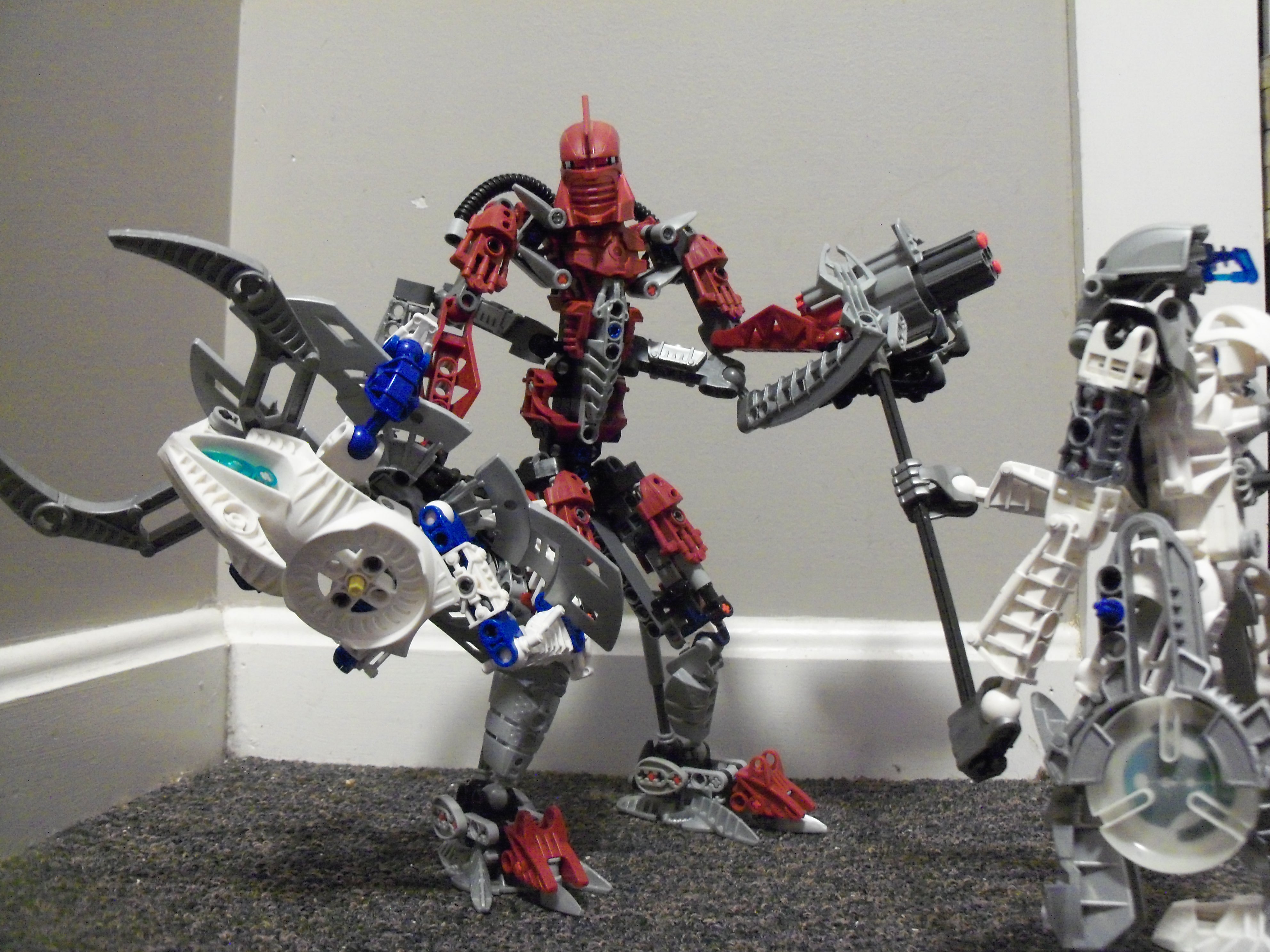 5darkhunterbulwarkspars.jpg