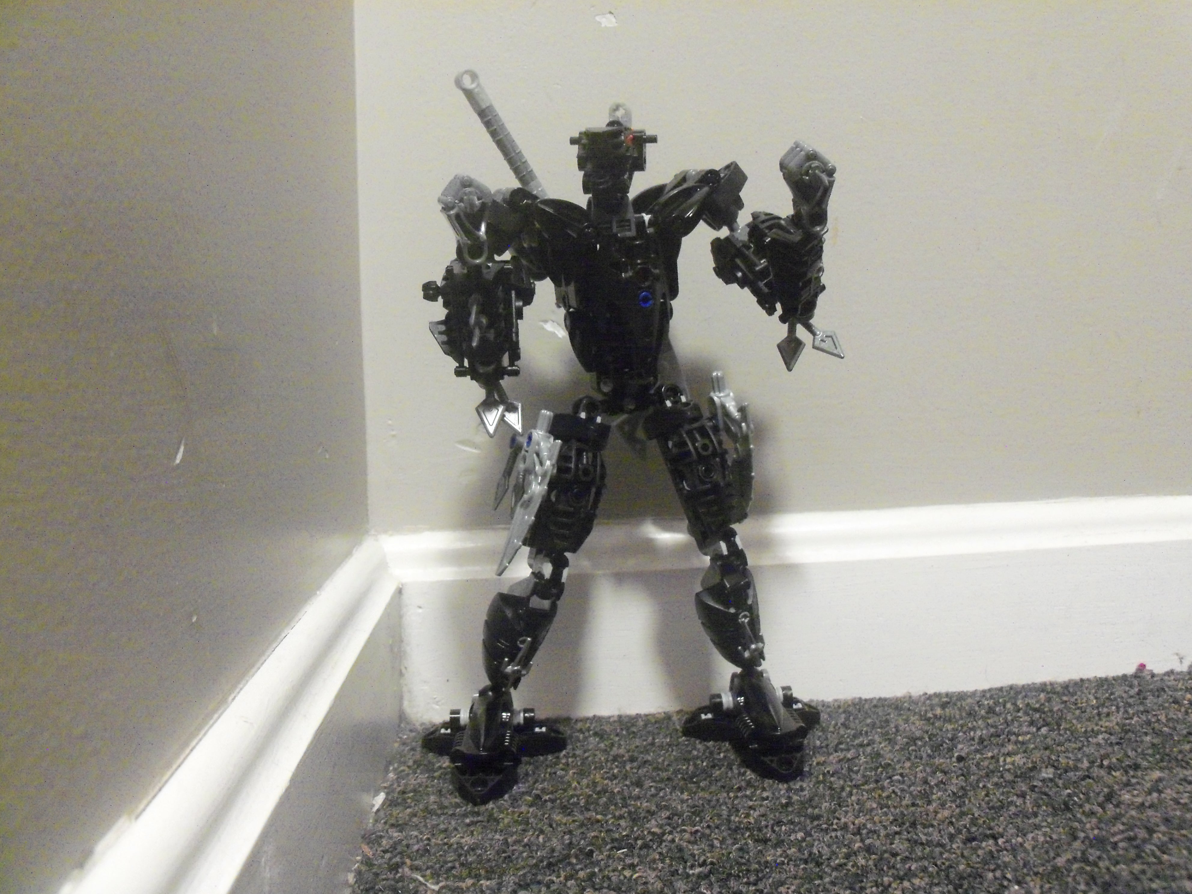 8darkhunterjutsushurikenpose.jpg
