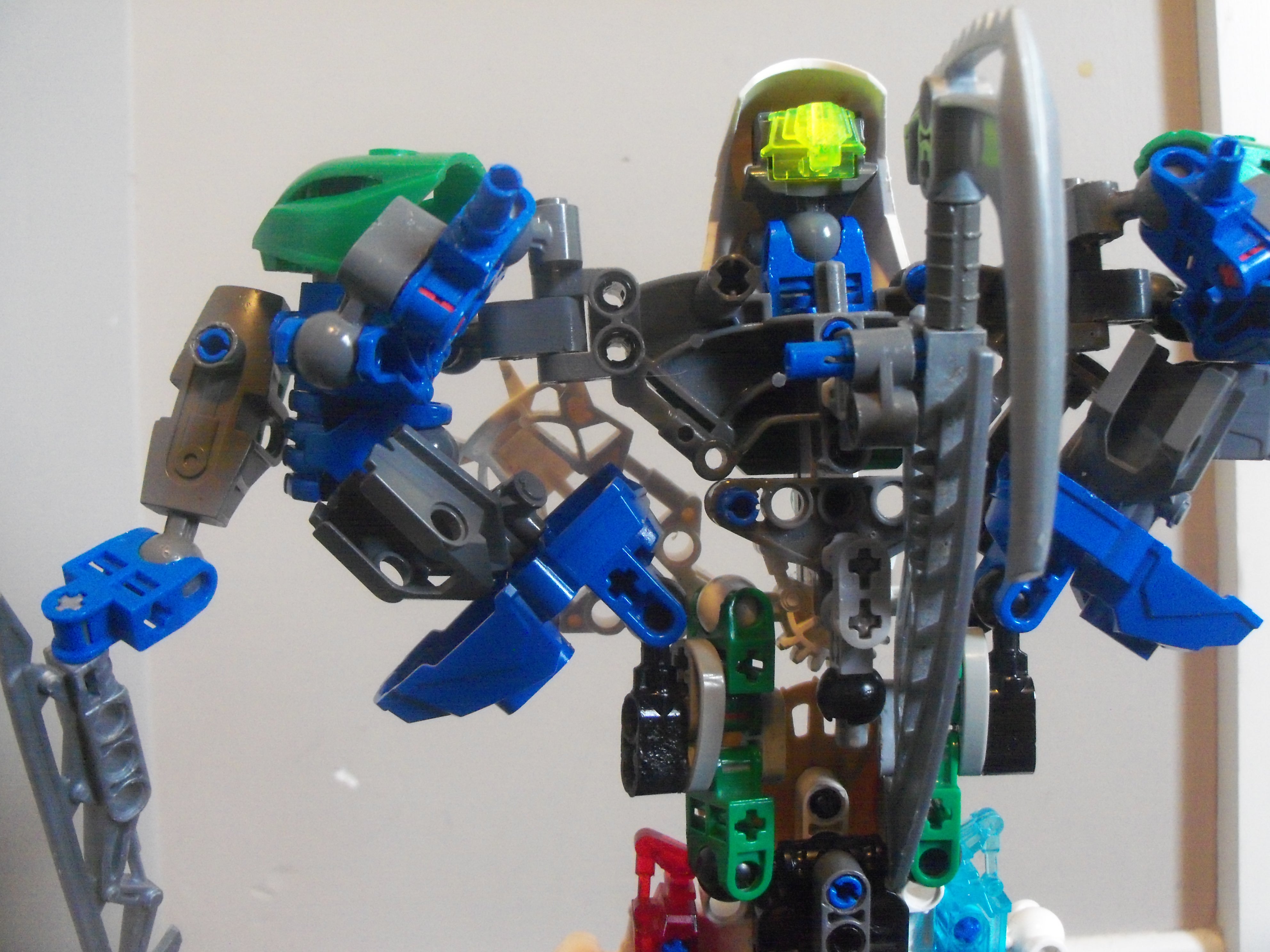 6kalavaiweaponstowed.jpg