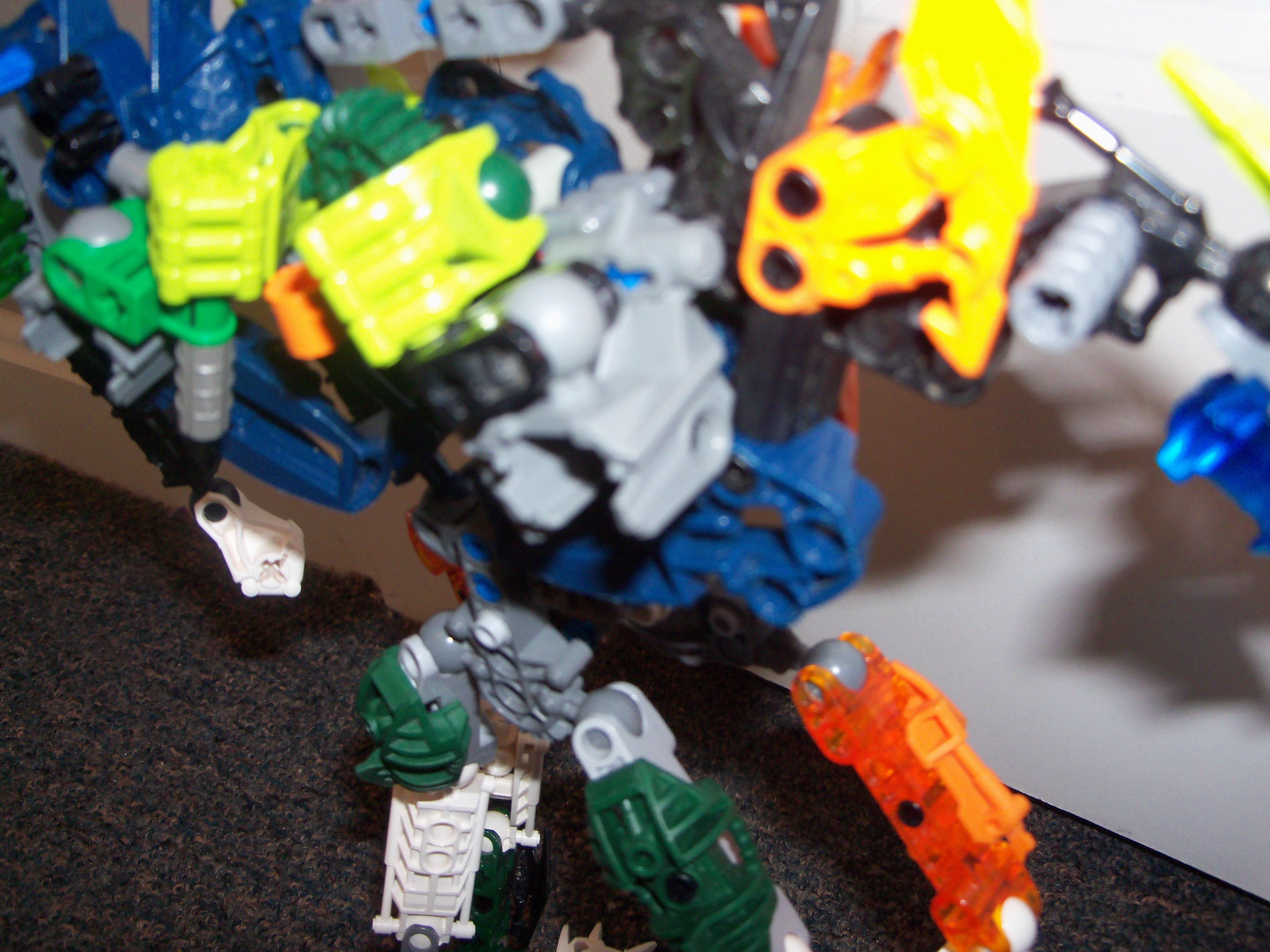 6ilaniumashoulderblade.jpg