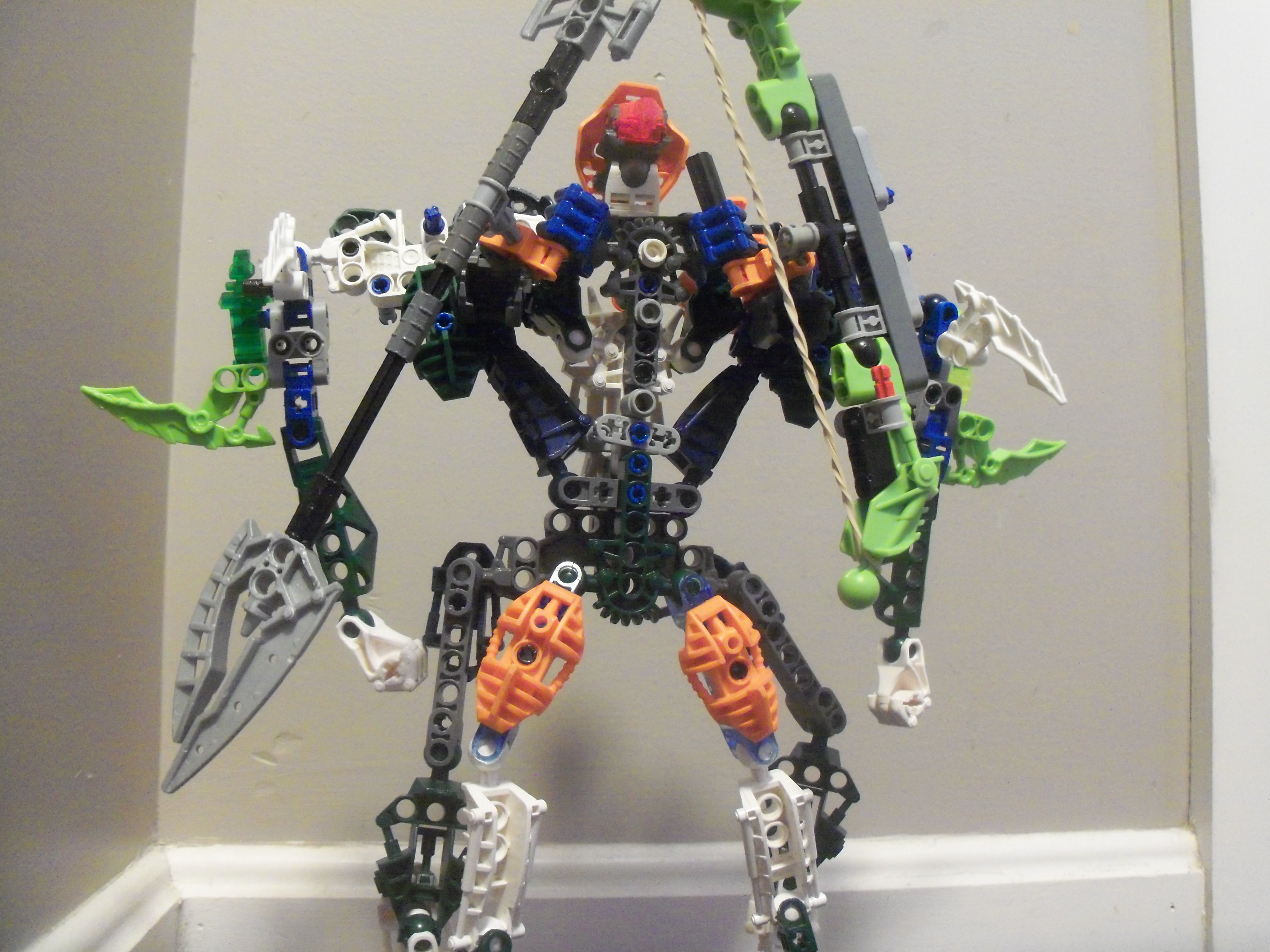 9samrunaweaponsstowed.jpg