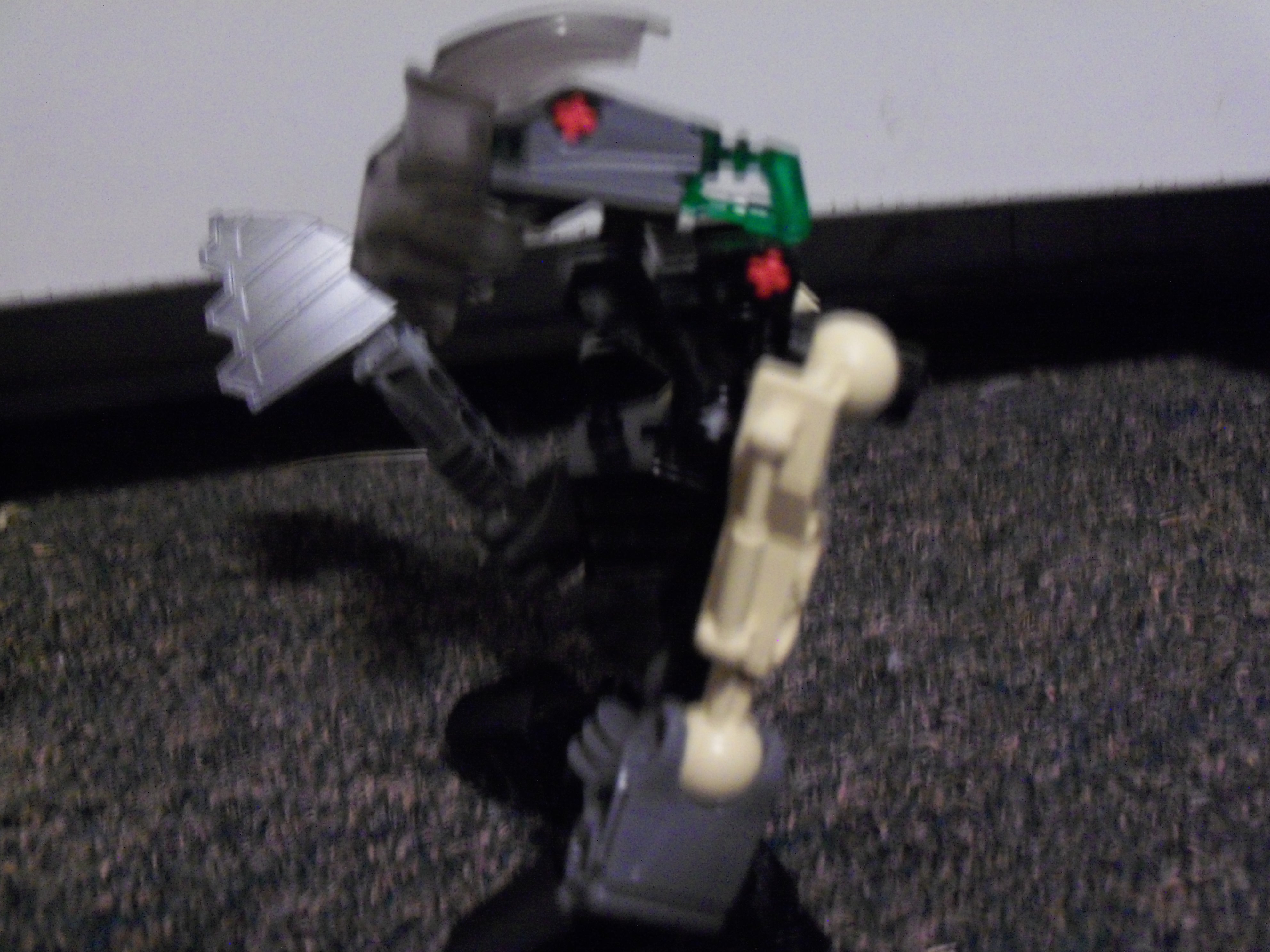 2matoranonutehrside.jpg
