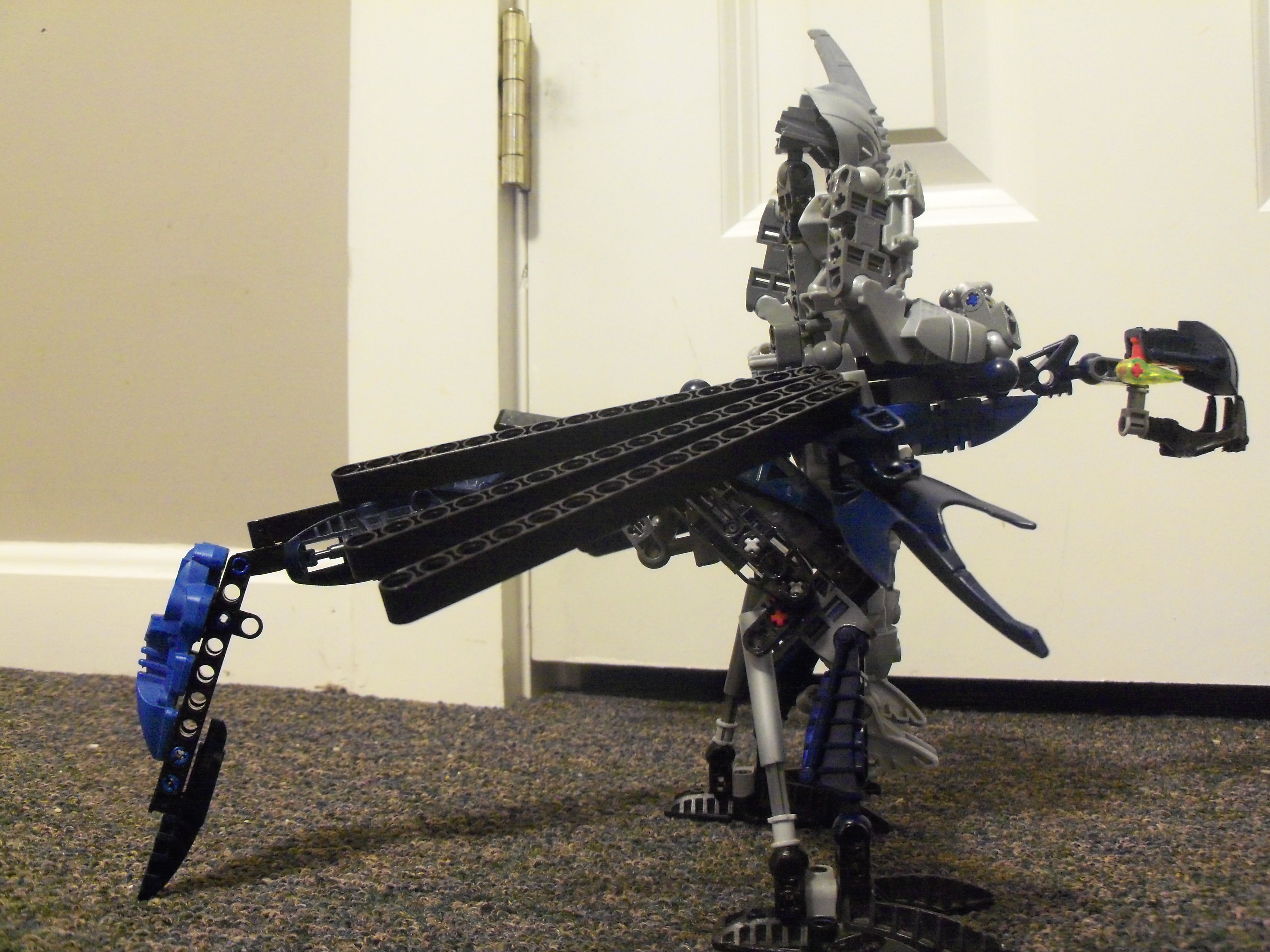 2brotherswingedbeastside.jpg