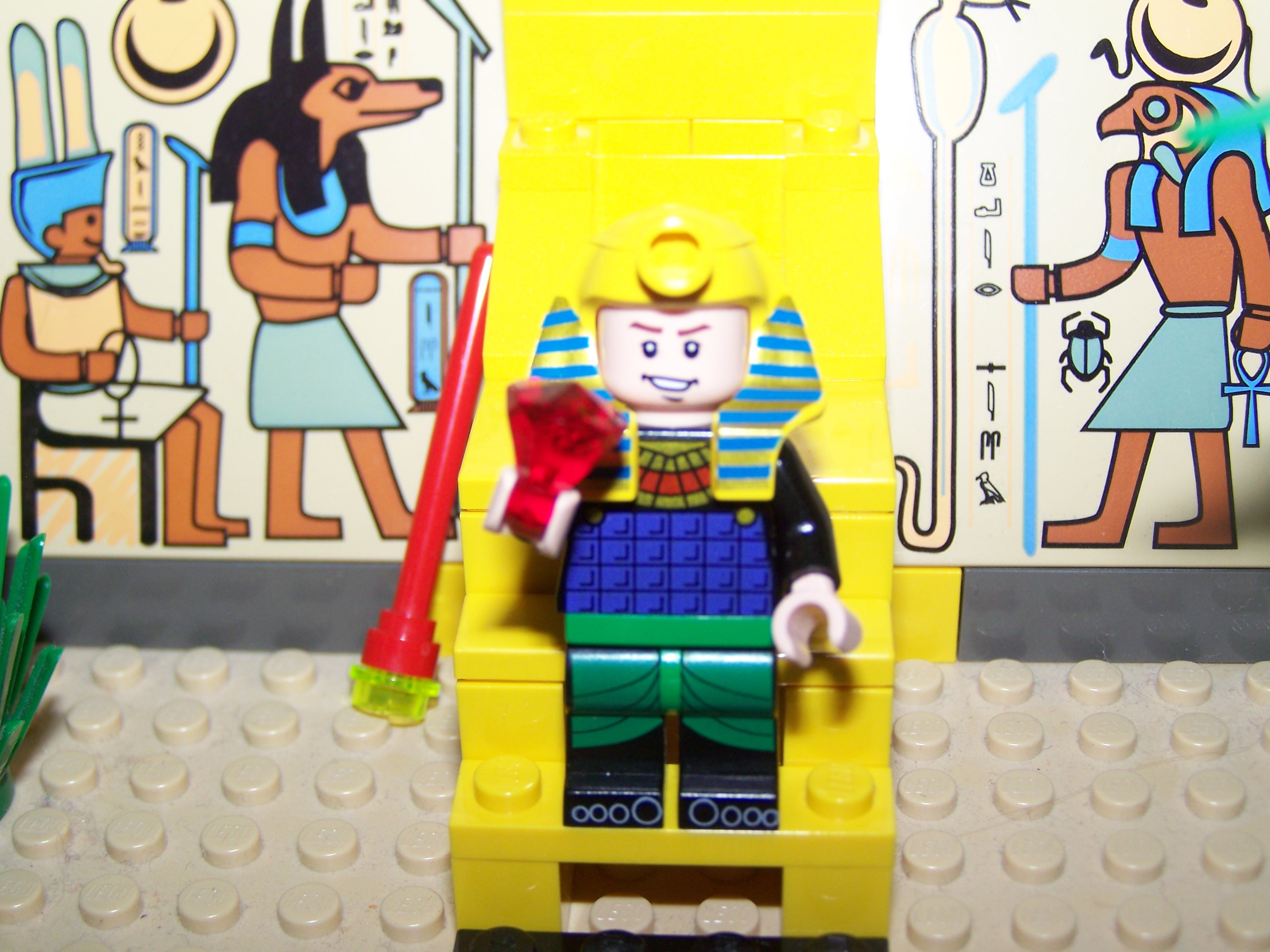 throne3.jpg