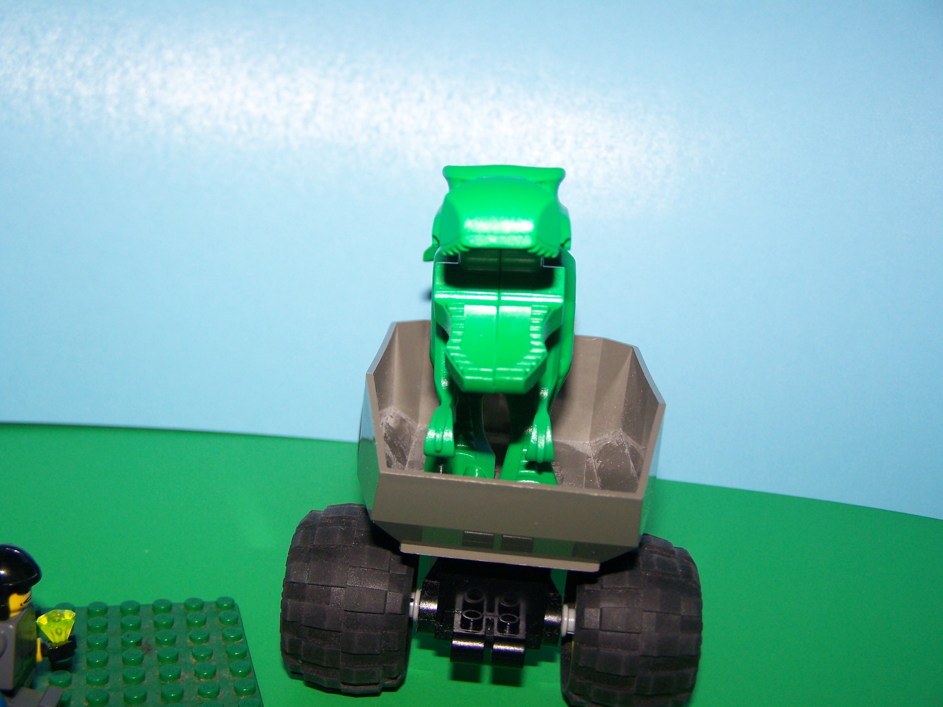 2-002.jpg