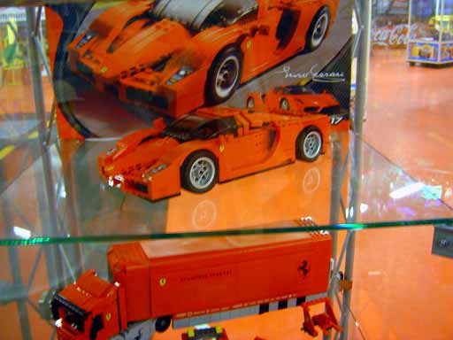 ferrari-showcase2.jpg