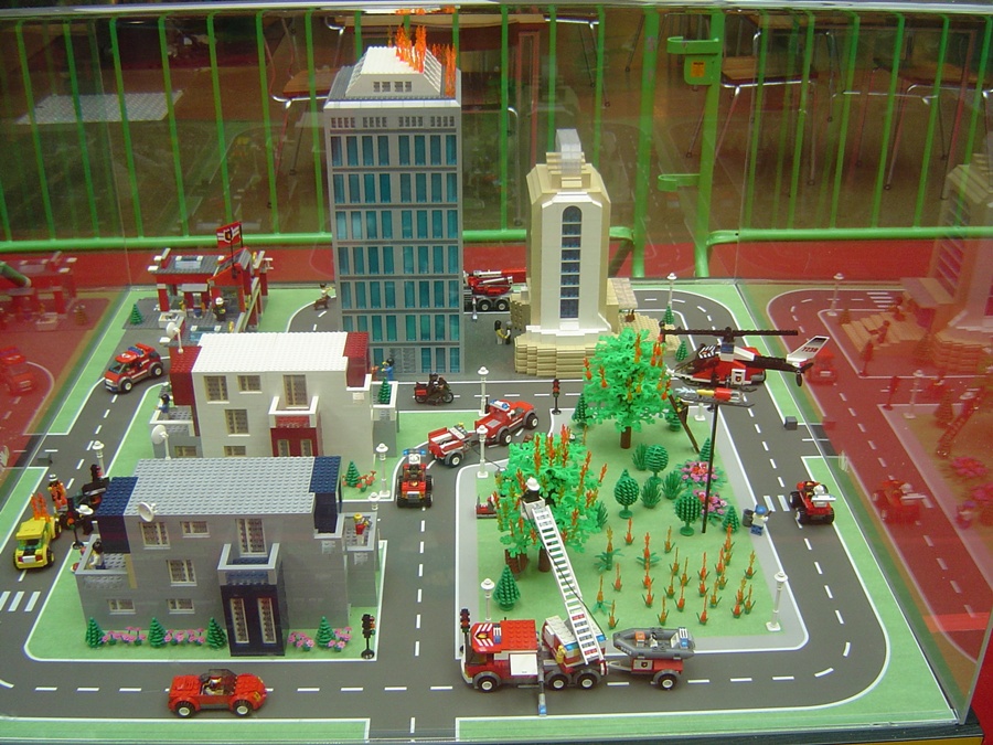 legopark21.jpg