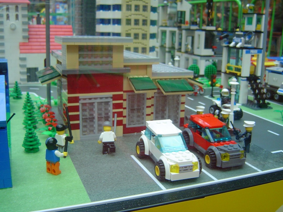 legopark25.jpg