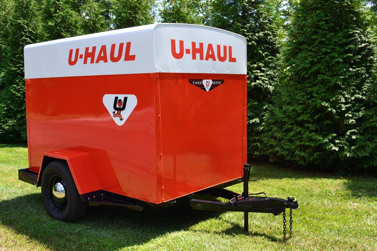 vintage_uhaul.jpg