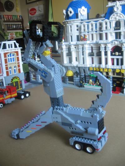robosaurus24.jpg