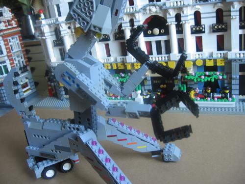 robosaurus30.jpg