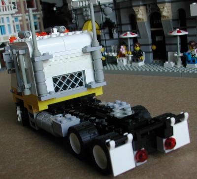 freightliner3.jpg