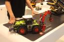 lego-42054-claas_trac-img04.jpg