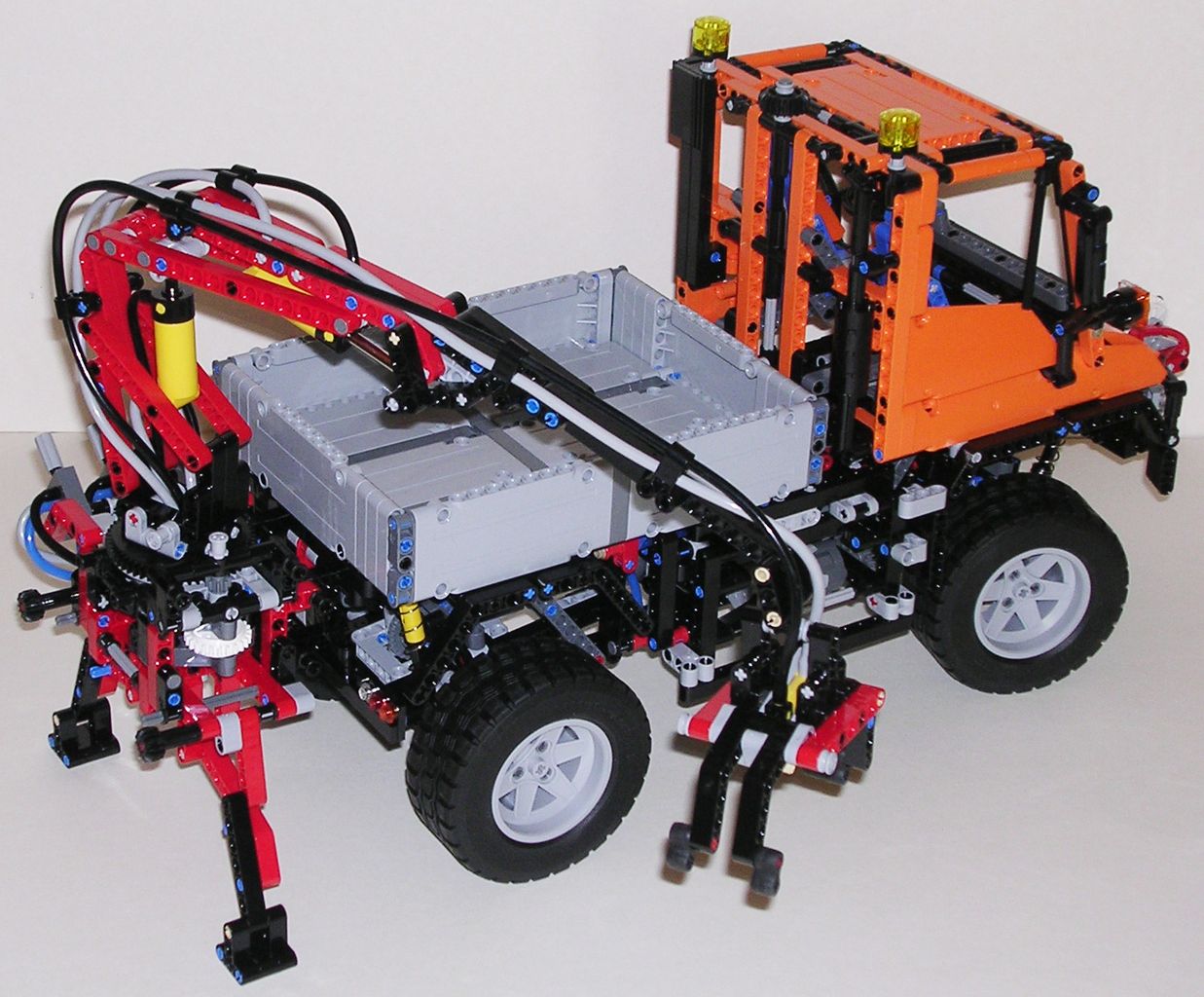 8110-03.jpg