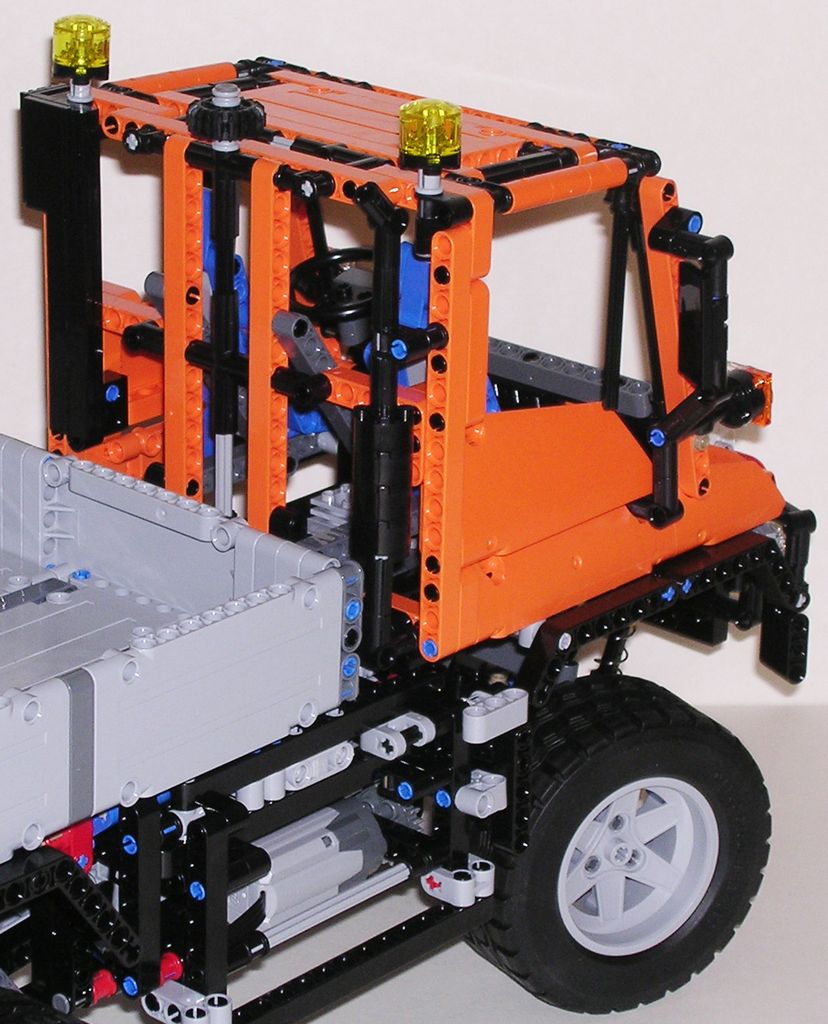 8110-09.jpg