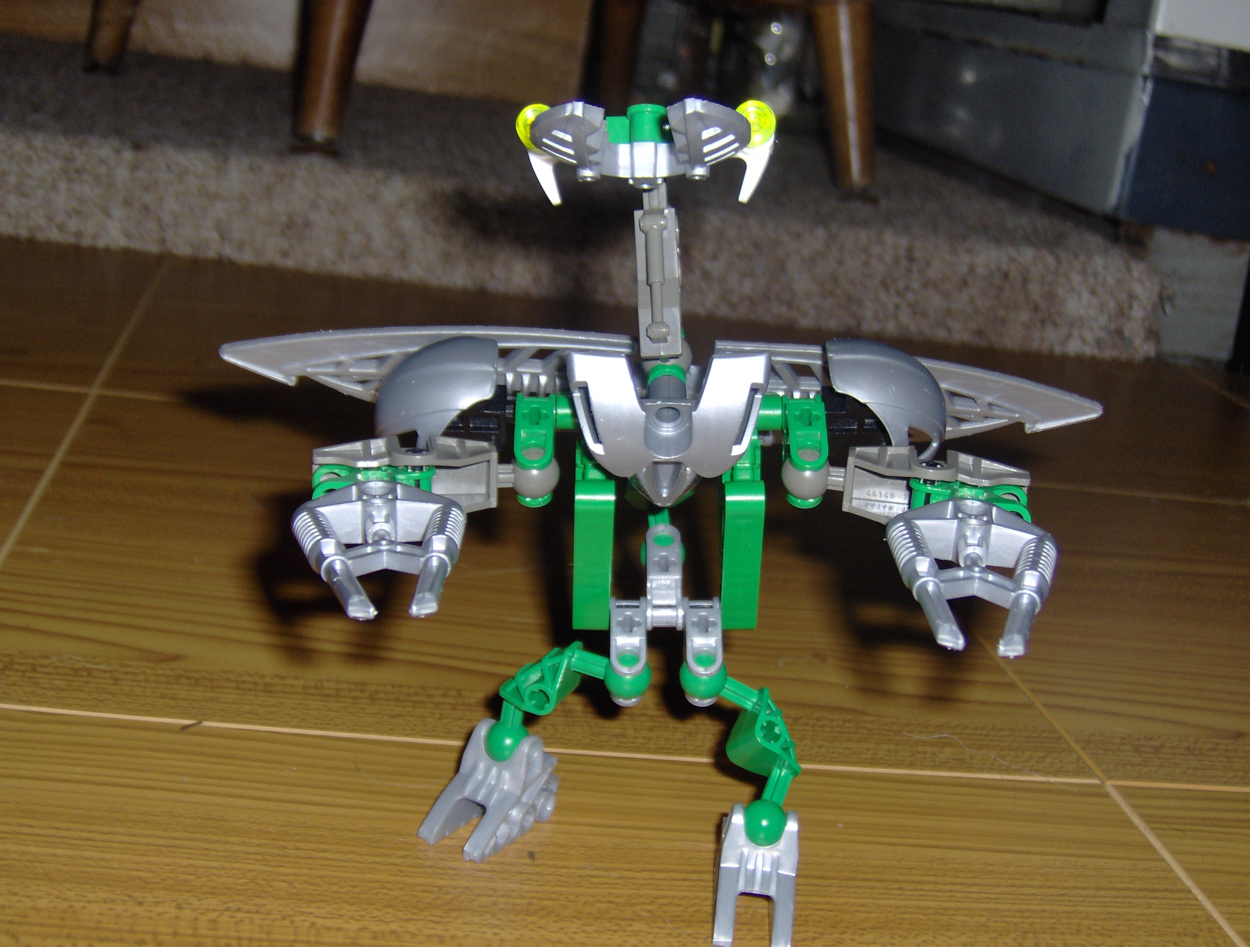 lego_creature_001.jpg
