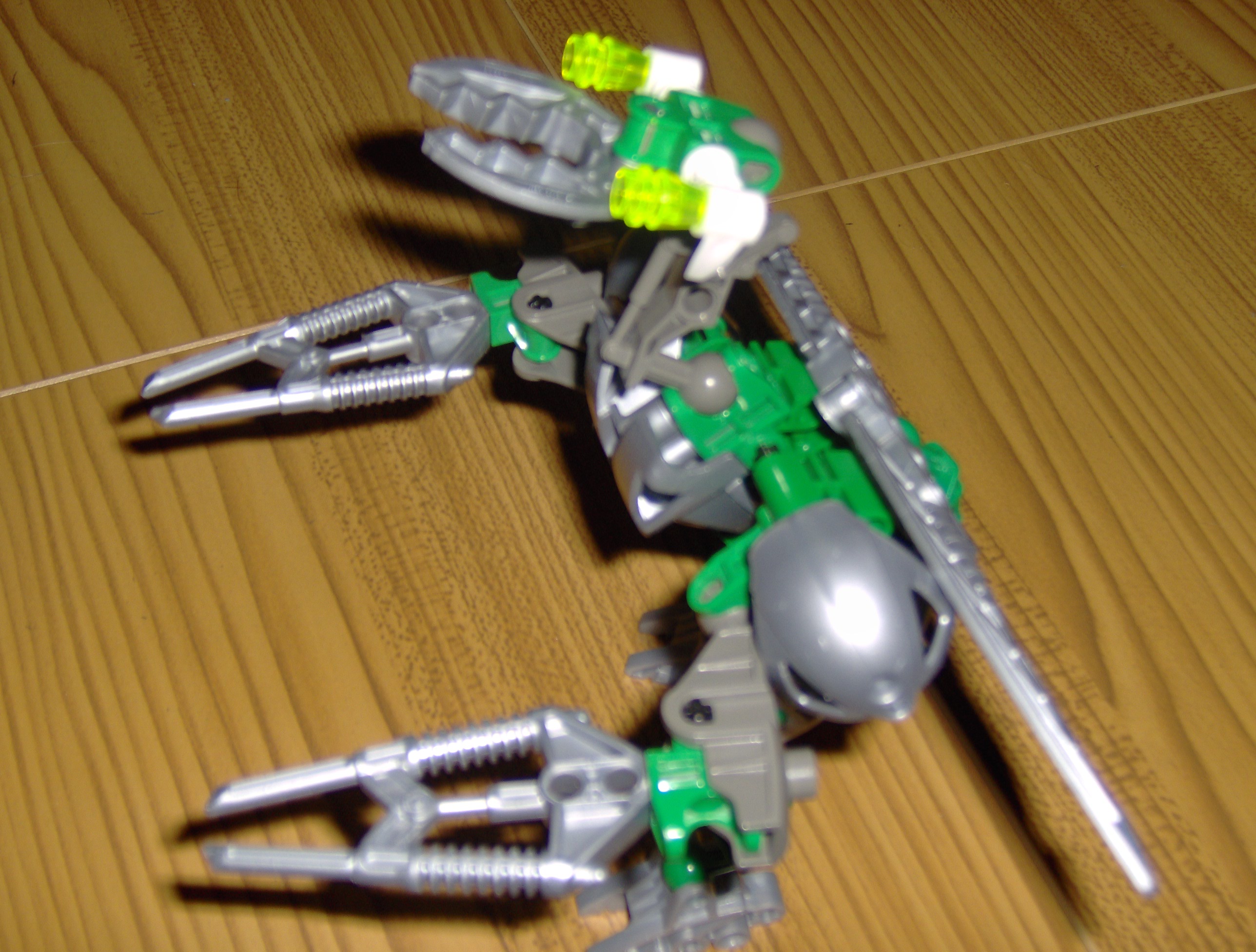 lego_creature_002.jpg