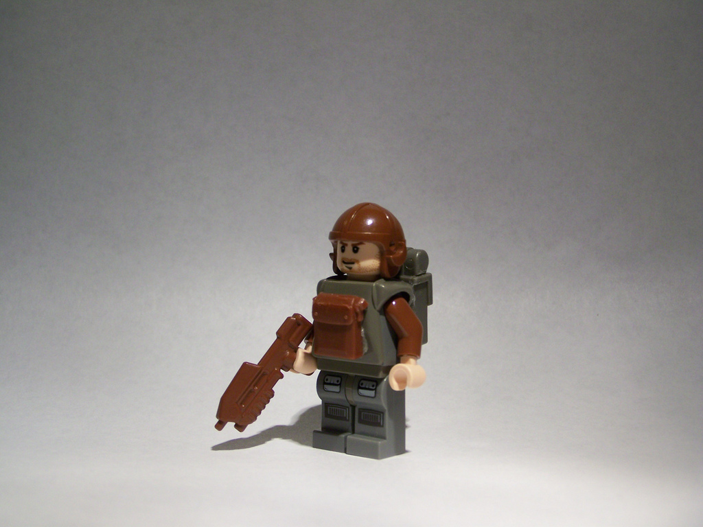 legoparatroopercustom.jpg