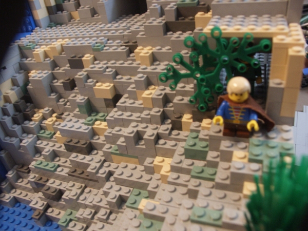 frodogoingdown2.jpg