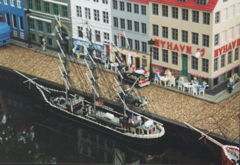 miniland2.jpg