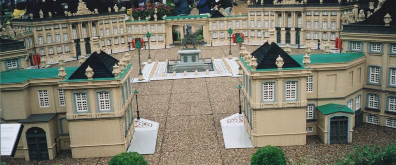 miniland3.jpg