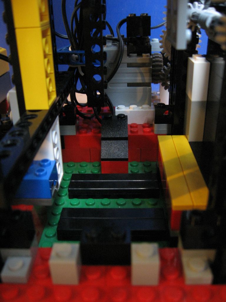 elevator_08.jpg