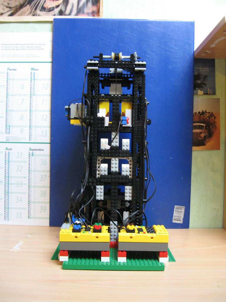 elevator_09.jpg