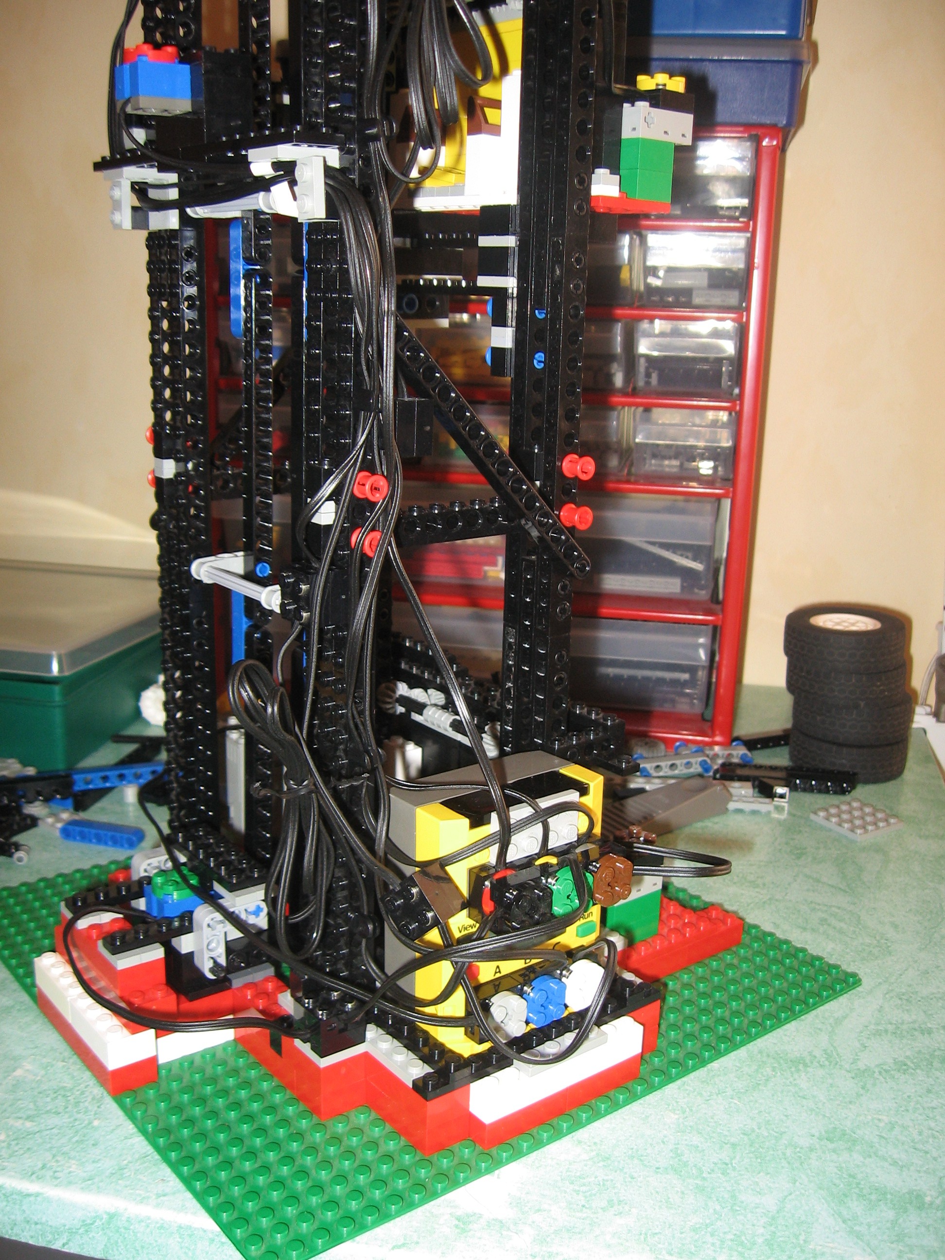elevator_v3_18.jpg