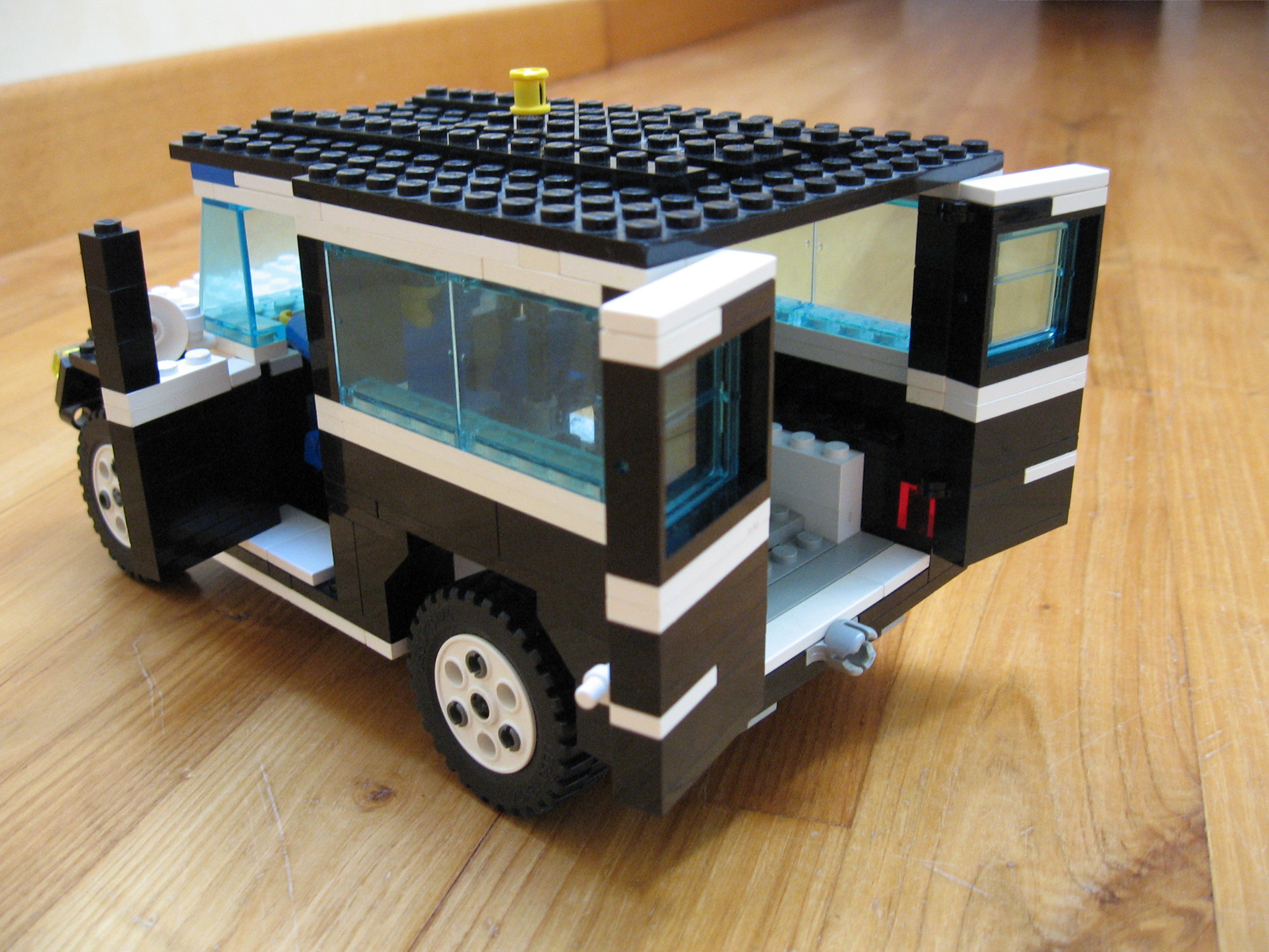 bj4042_006.jpg