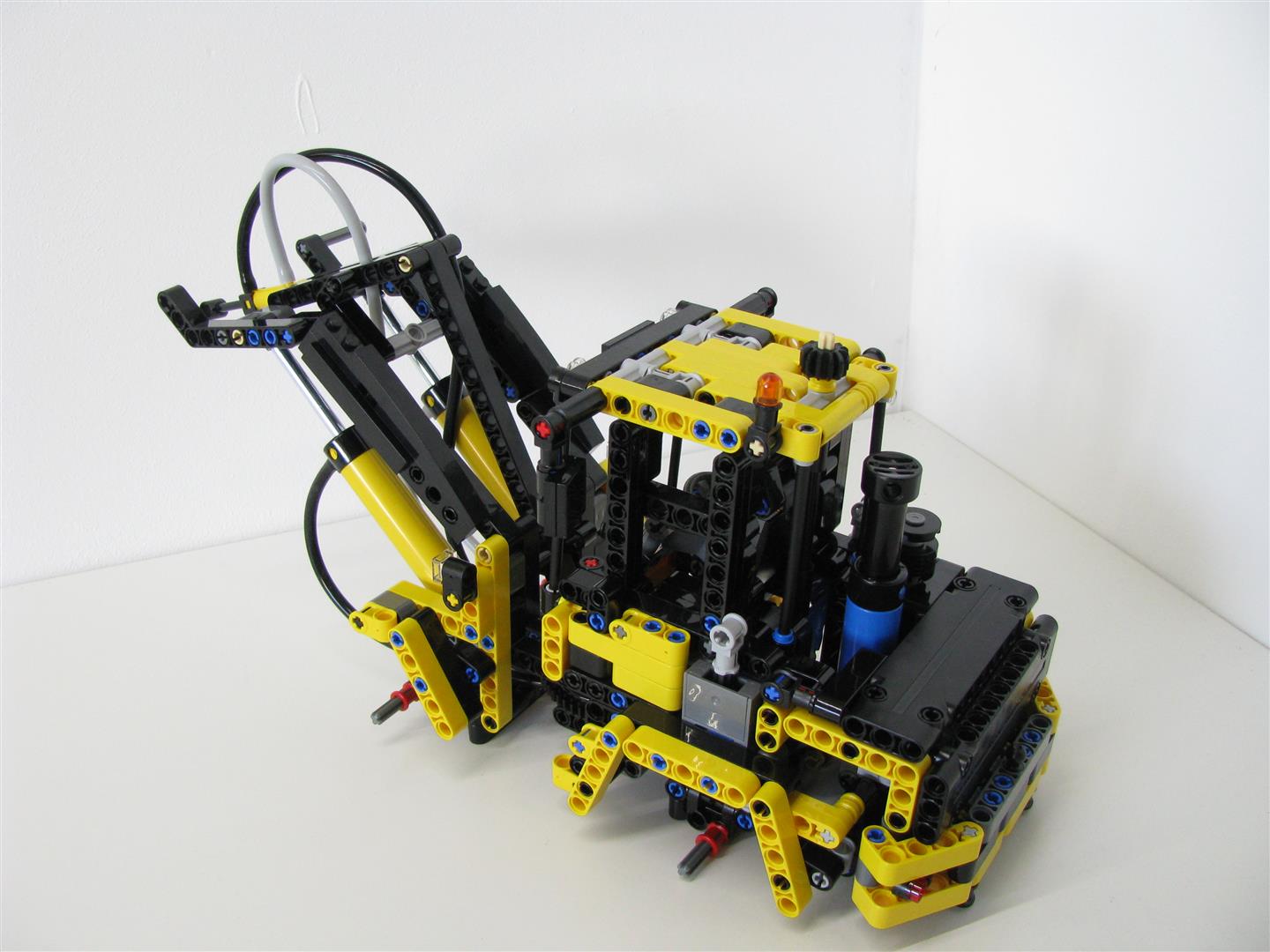 42053-205.jpg