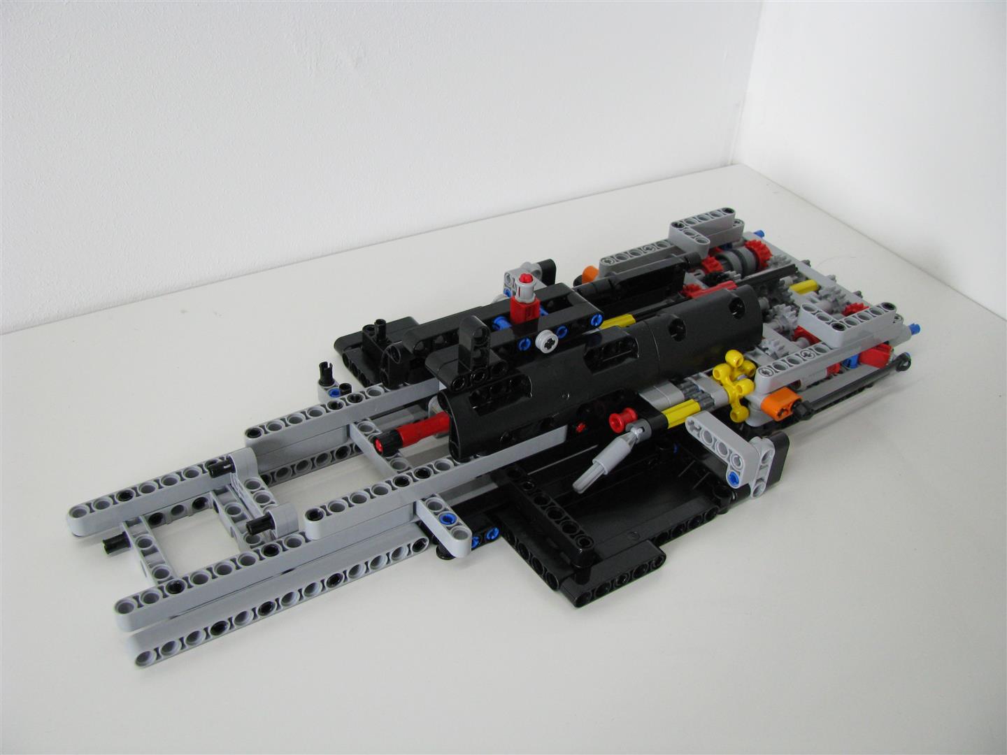 42056-build_03.jpg