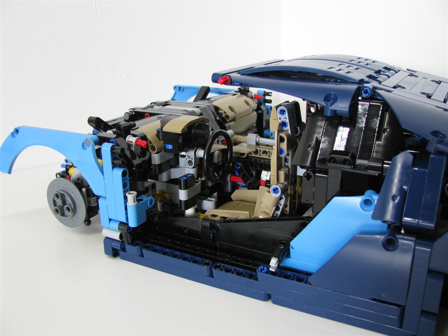 42083-build42.jpg