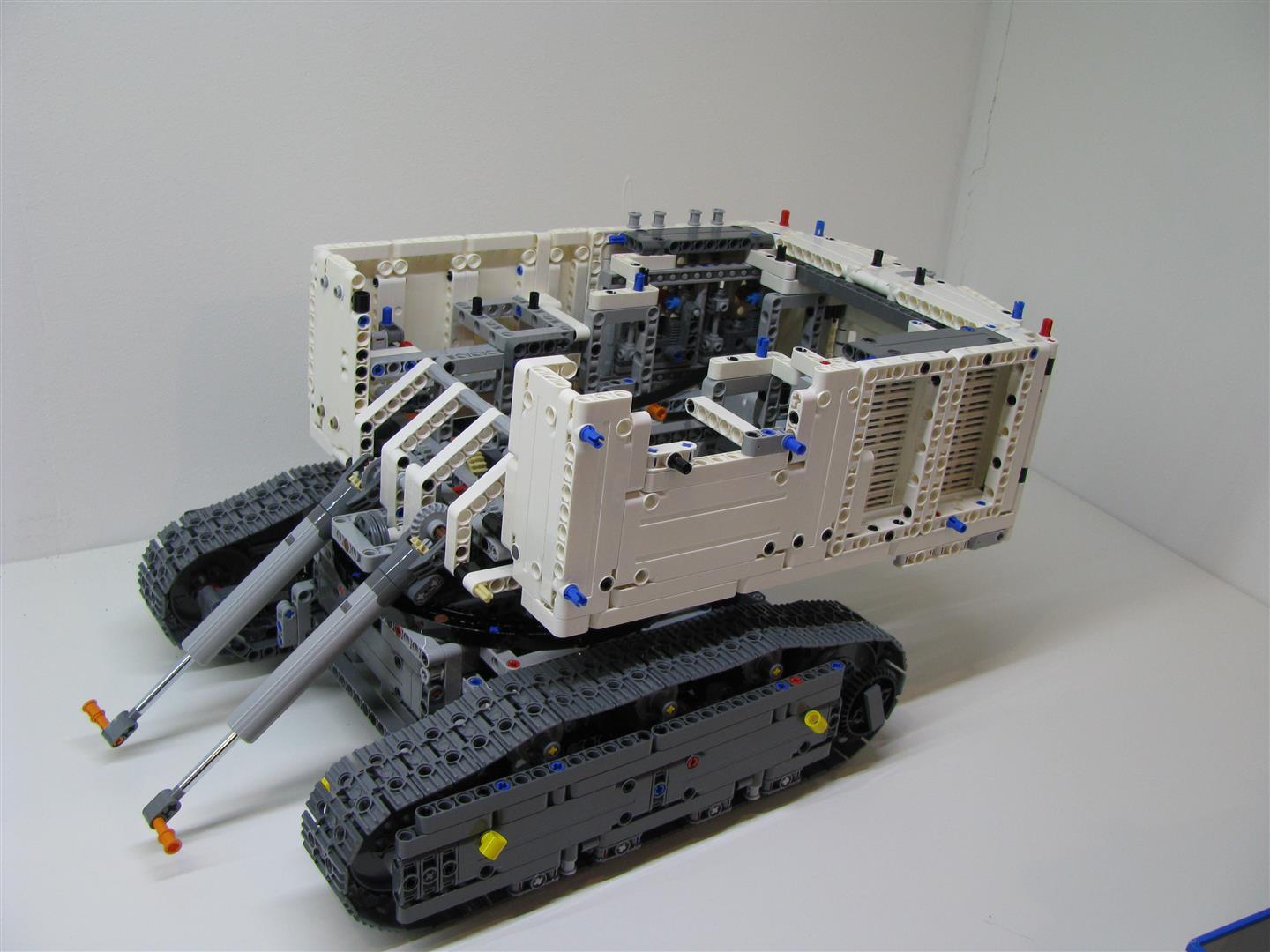 42100-09.jpg