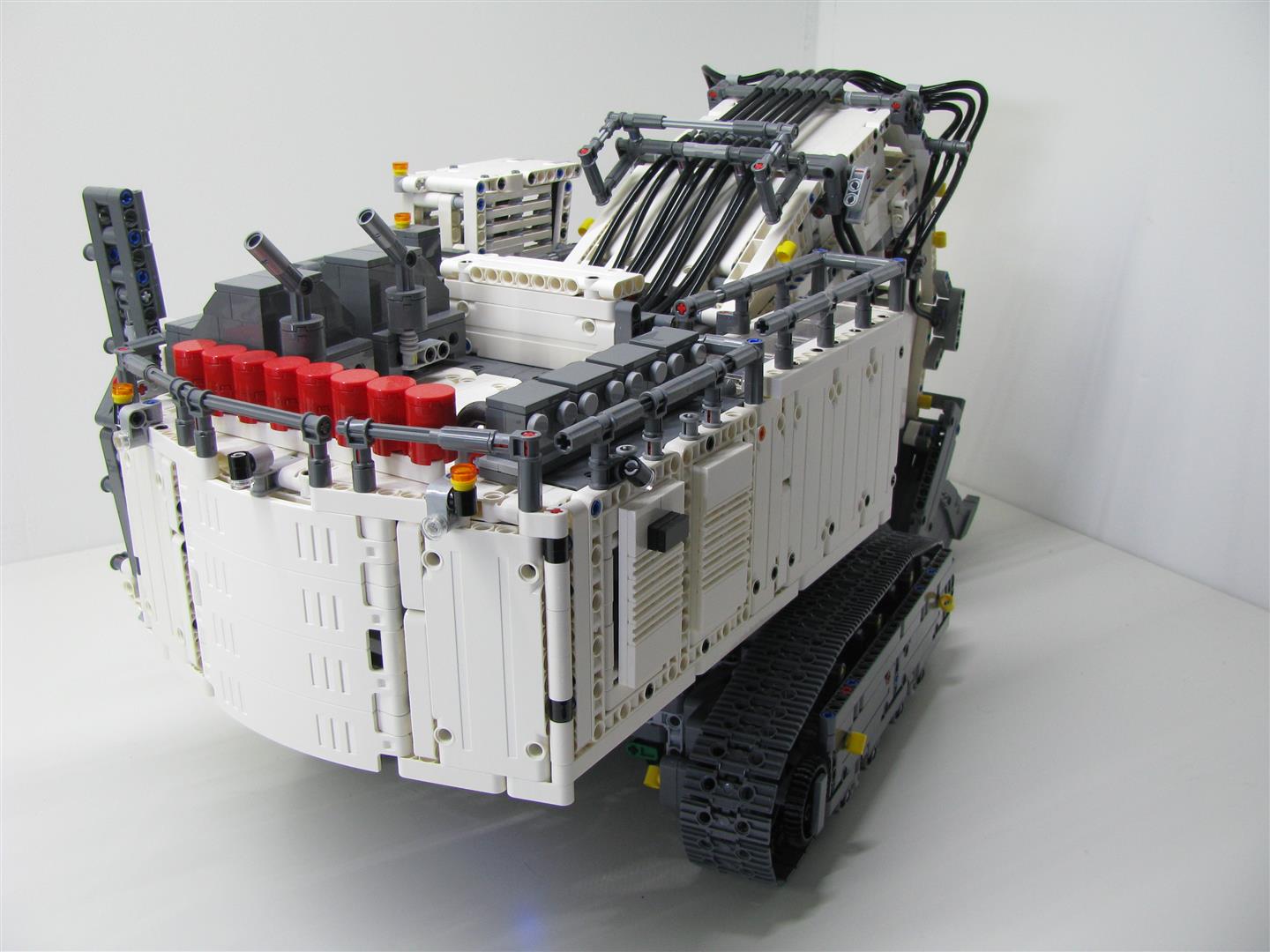 42100-23.jpg
