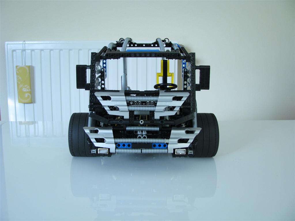 8458-215.jpg