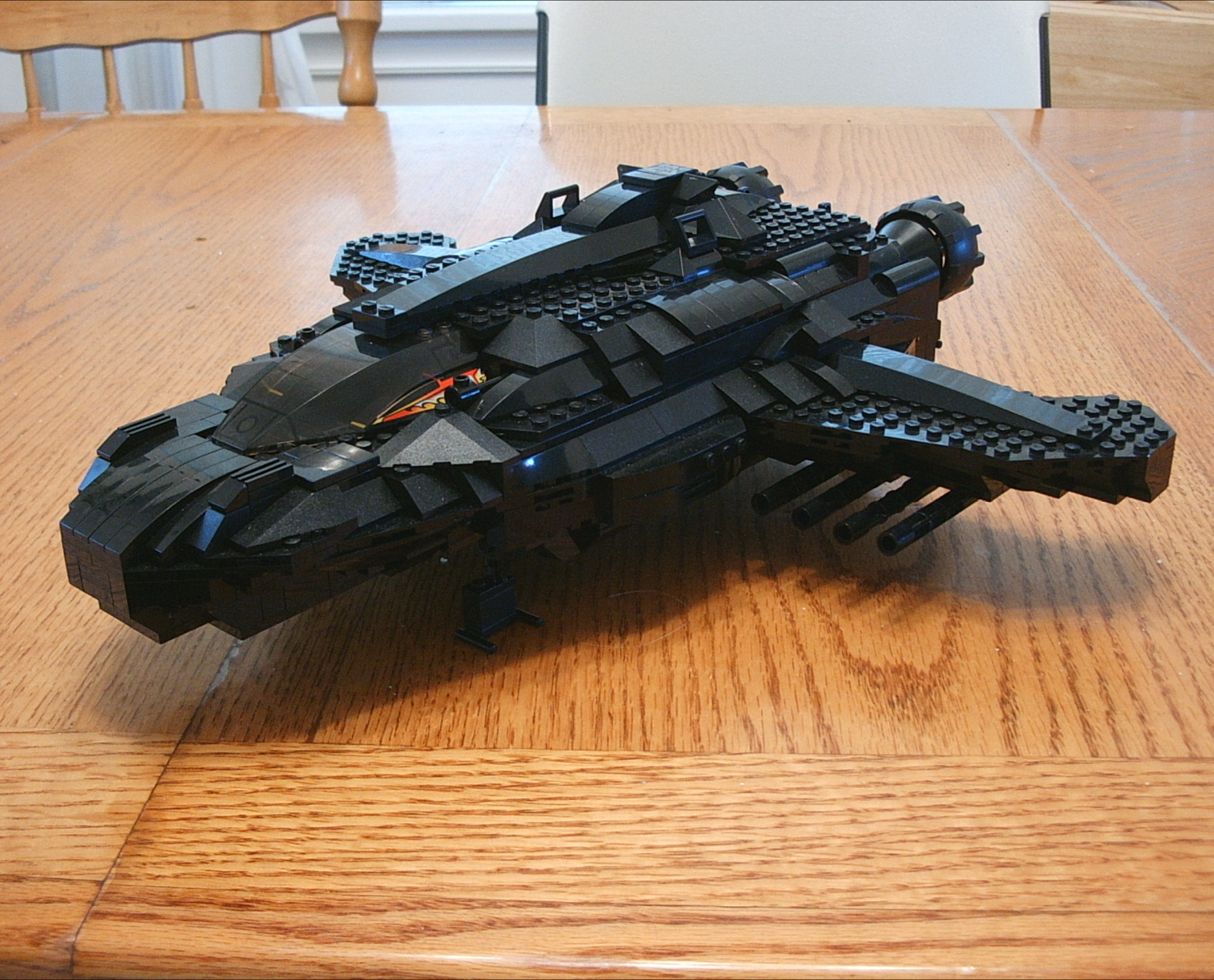 class_x7_shadow_freighter_014.jpg