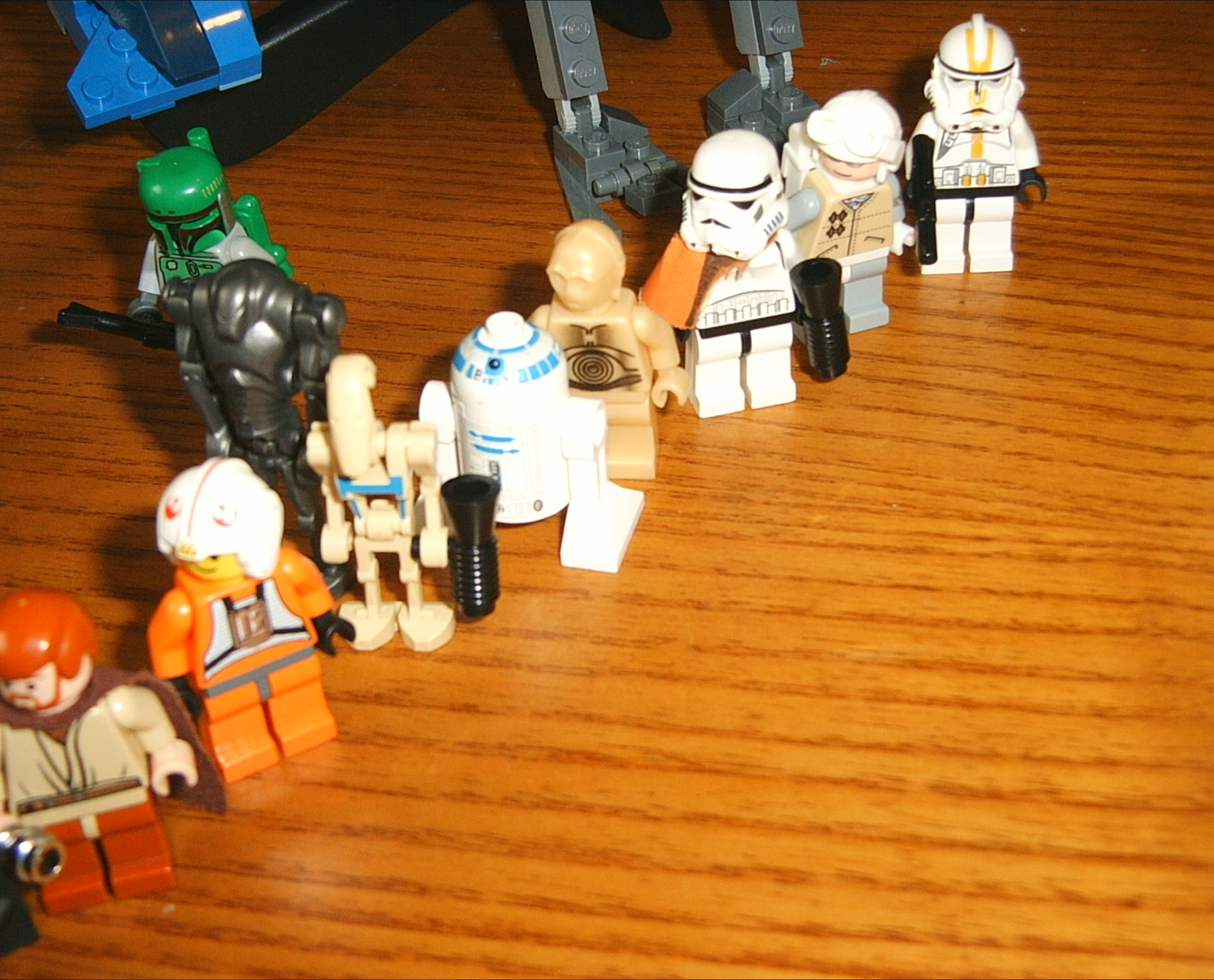 minifig_and_character_pics_009.jpg
