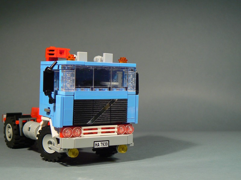 volvo_f10.010.jpg