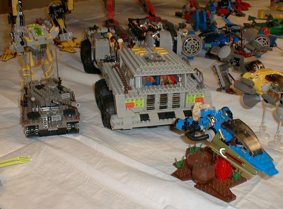 mecha_table11.jpg