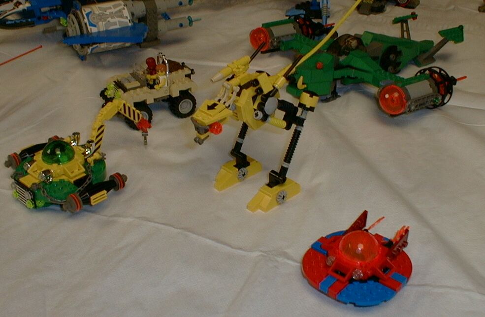 mecha_table18.jpg