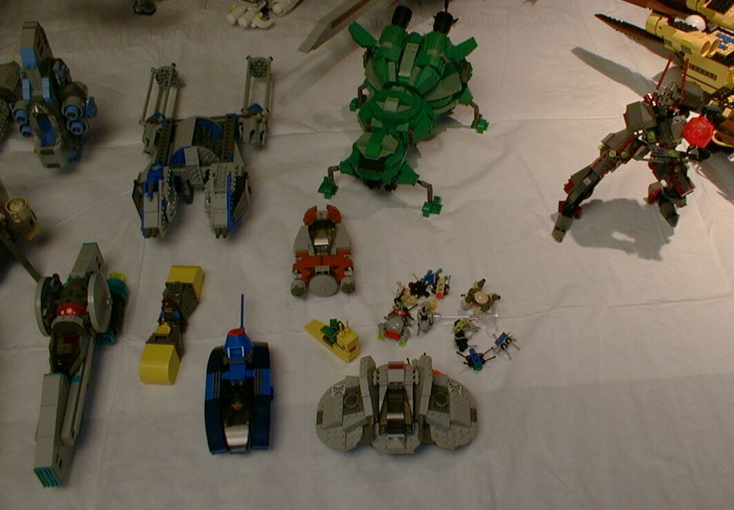 mecha_table21.jpg