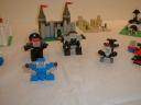 microfig02.jpg